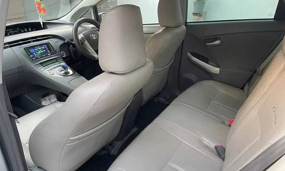 Rent a Car with Driver in Sri Lanka
