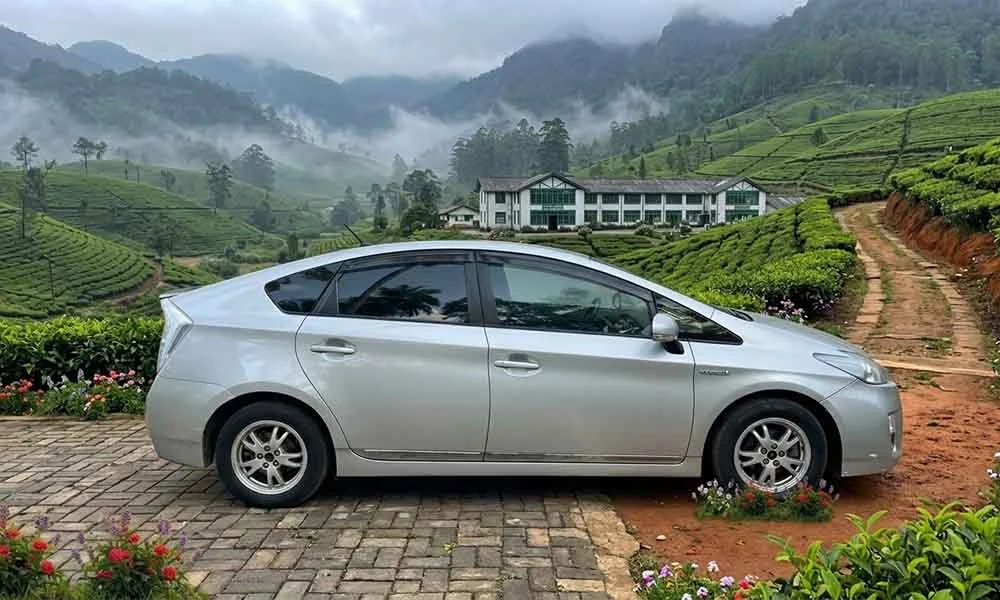 Rent a Car with Driver in Sri Lanka