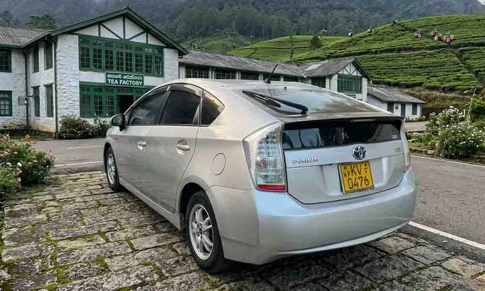 Rent a Car with Driver in Sri Lanka